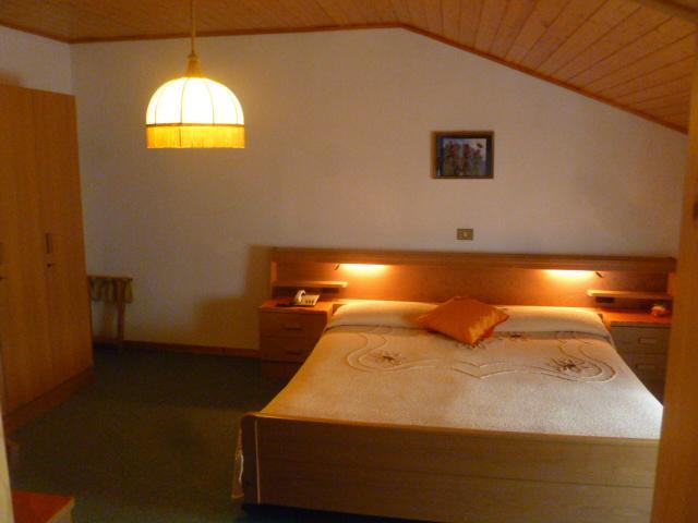 Albergo Negritella Borgo Valsugana Exteriör bild