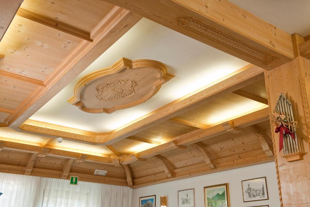 Albergo Negritella Borgo Valsugana Exteriör bild