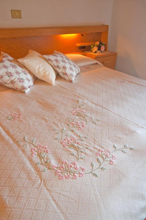 Albergo Negritella Borgo Valsugana Exteriör bild