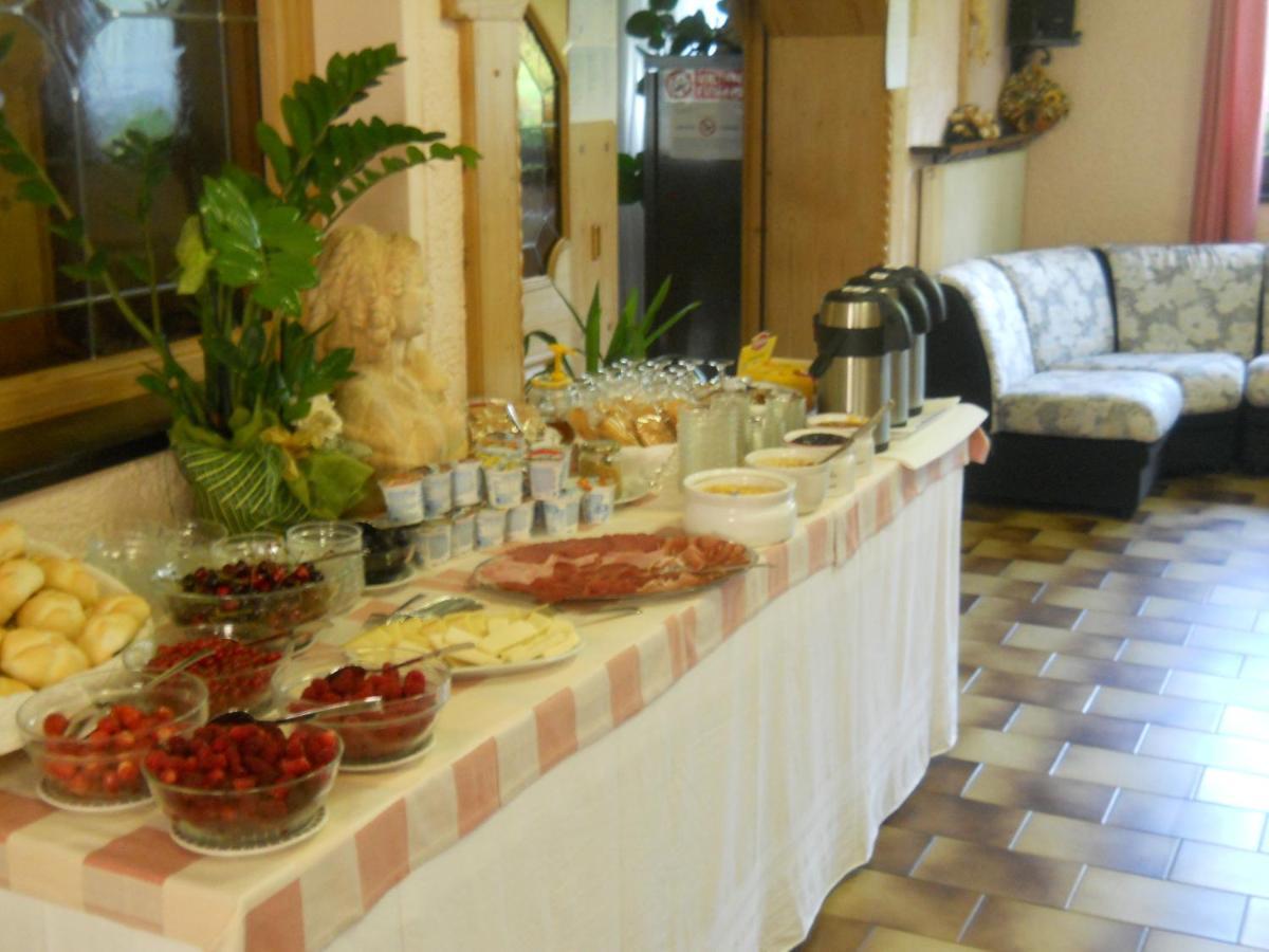 Albergo Negritella Borgo Valsugana Exteriör bild